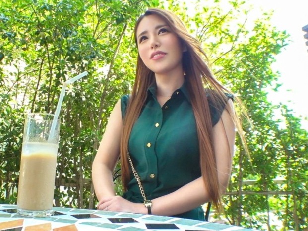 【美魔女の淫らな秘密】弁護士事務所の裏事情！ 三十路秘書が上司と不倫セックスで乱れまくり！