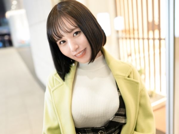 【仕事帰りの美巨乳OL】「まさかこんなことに…♡」スーツを脱いだら超美乳！手マンでビチャビチャ潮吹き、フェラ＆パイズリでご奉仕しまくり！連続絶頂の激エロFUCKに仕事の疲れも吹っ飛ぶ！