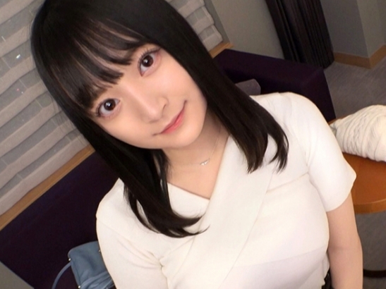 【色白巨乳美少女の敏感おっぱい】『あっ…ダメ…そこ気持ちいい…』キュートな巨乳ちゃんがおっぱい揺らして感じまくり！肉棒で奥まで刺激され、トロトロのマンコで乱れまくるエロ可愛い姿に興奮必至！♡