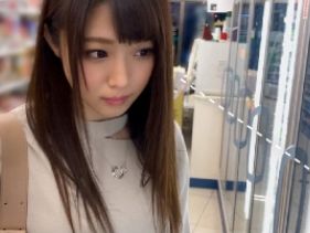 【彼氏持ち22歳スレンダー美少女の裏切りハメ撮り】激カワ華奢ボディをガンガン突かれ連続絶頂！細腰を掴んでブチ犯す濃厚プレイがエロすぎる♥