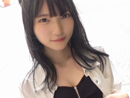 【透明感抜群の色白スレンダー】『そんなに激しくされたら…』街で見つけた清楚系女子をナンパ！細身のカラダに隠れた敏感ボディを激しく責め、肉棒で感じまくる姿に興奮MAX！！