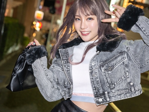 【ナンパ成功！ギャルとホテルでヤリまくり】『あんっ、気持ちいい…』激カワギャルを口説いてホテルに連れ込み！ギャルムーブで男を翻弄し、騎乗位で激しく腰を振りまくるエロカワ娘にメロメロ♡