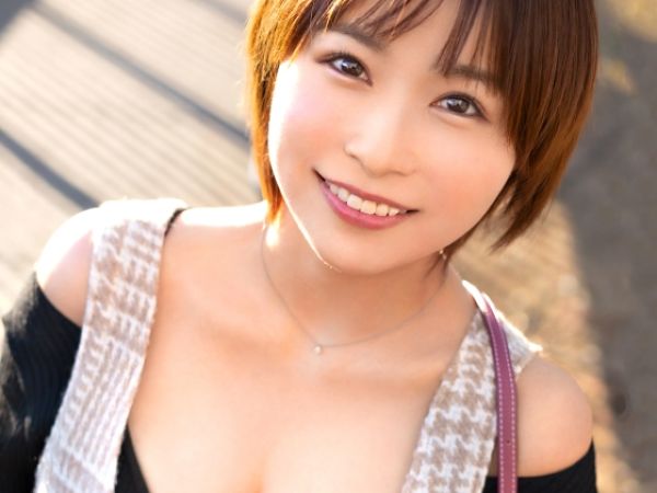 【美巨乳美少女とイチャラブ】Hカップのデカ乳が揺れる！デート後のホテルでラブラブSEX、背面座位で激しく突かれてガチアクメ！♡