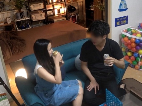 【東南アジアハーフ美女】エキゾチックな素人娘が男を翻弄！手コキ＆乳首責めで悶絶させ、連続ピストンで激しくハメまくる♡国際色豊かなエロプレイがヤバい！