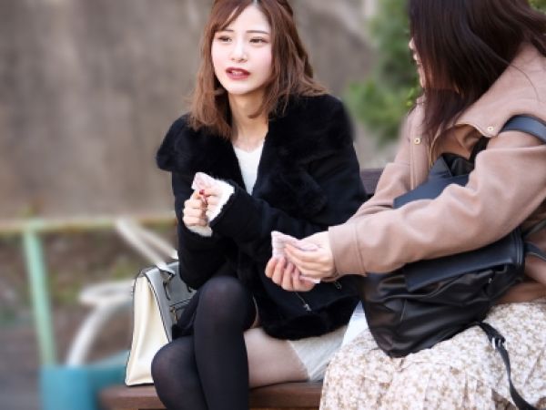 【美脚スレンダー美女を自宅で強引に…】ニーハイが似合う美女をストーキングし、部屋に押し入って鬼畜男が欲望のままに犯す！抵抗むなしく、スレンダーボディを激しく突きまくるレイプファック！
